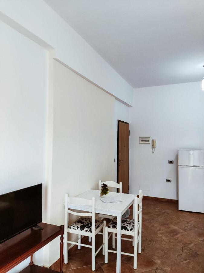 El Rio Apartments Sarandë Exterior foto